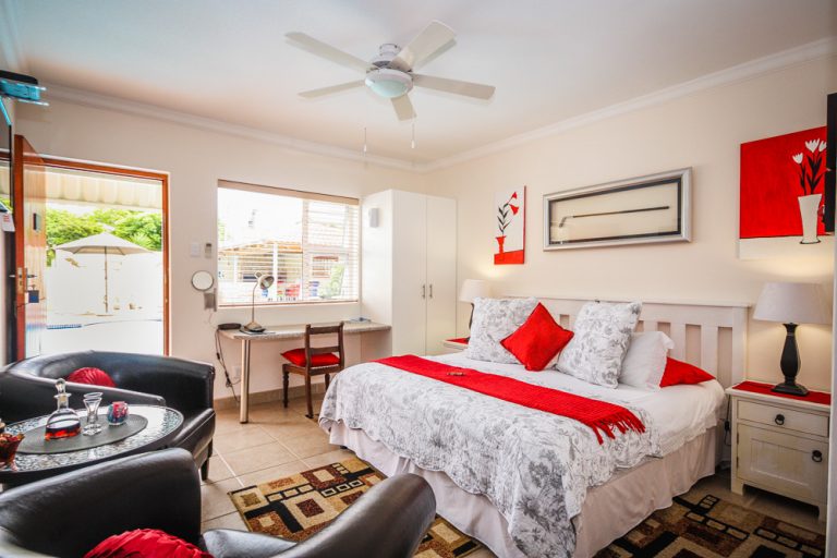 @47 Guesthouse, Summerstrand, Port Elizabeth - Bedrooms